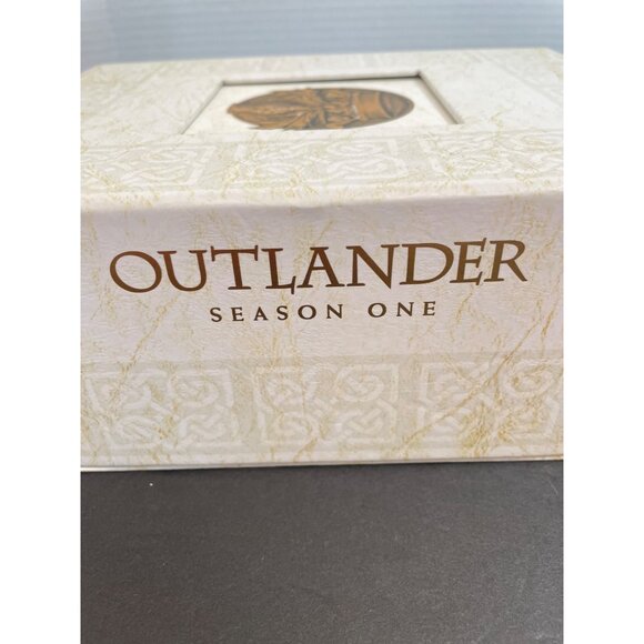 Outlander: Season One 1: The Ultimate Collection (Blu-ray, 2014) - NEW - Picture 8 of 9
